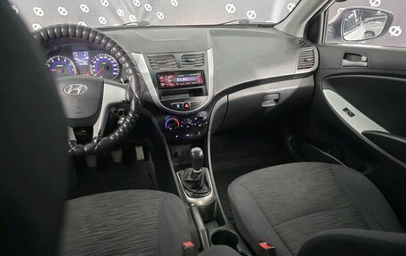 Hyundai Solaris II рестайлинг, 2014 год, 605 000 рублей, 19 фотография