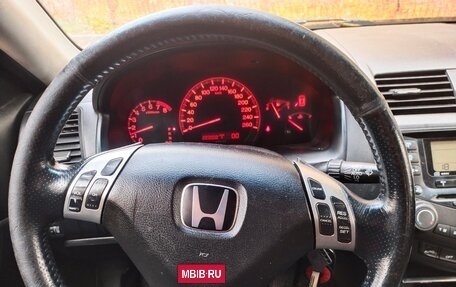 Honda Accord VII рестайлинг, 2005 год, 700 000 рублей, 9 фотография