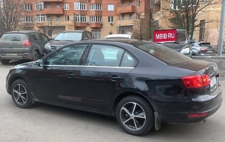 Volkswagen Jetta VI, 2013 год, 1 250 000 рублей, 3 фотография