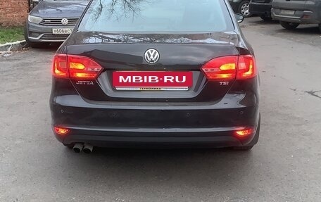 Volkswagen Jetta VI, 2013 год, 1 250 000 рублей, 4 фотография