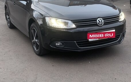 Volkswagen Jetta VI, 2013 год, 1 250 000 рублей, 6 фотография