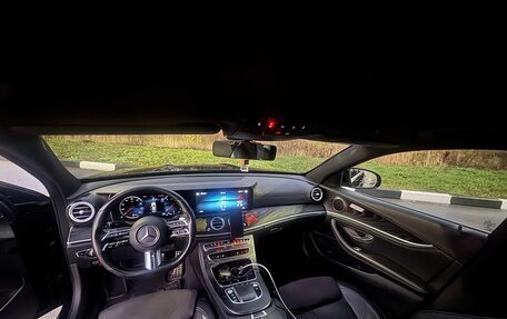 Mercedes-Benz E-Класс, 2021 год, 4 383 085 рублей, 24 фотография