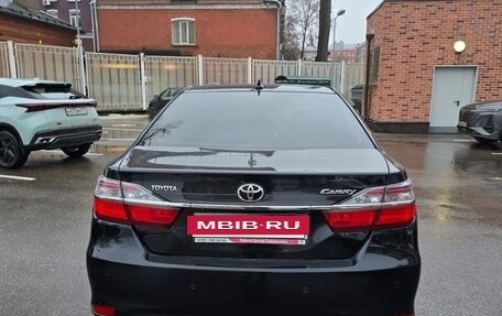 Toyota Camry, 2017 год, 1 900 000 рублей, 3 фотография