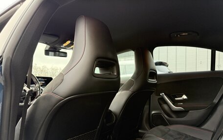 Mercedes-Benz CLA, 2022 год, 3 600 000 рублей, 13 фотография
