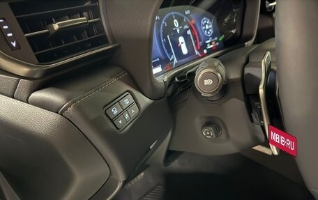 Lexus LX, 2025 год, 18 390 000 рублей, 39 фотография