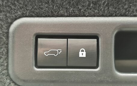 Lexus RX IV рестайлинг, 2020 год, 4 600 000 рублей, 26 фотография