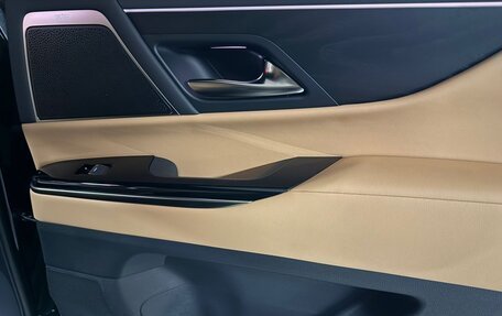 Lexus LX, 2025 год, 18 390 000 рублей, 27 фотография