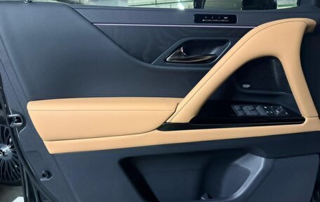 Lexus LX, 2025 год, 18 390 000 рублей, 36 фотография