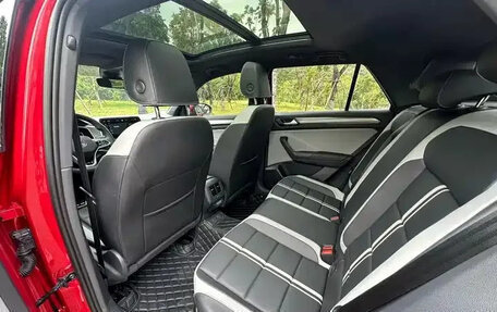 Volkswagen T-Roc I, 2022 год, 1 720 111 рублей, 9 фотография