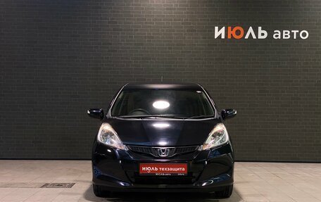 Honda Fit III, 2013 год, 867 000 рублей, 3 фотография