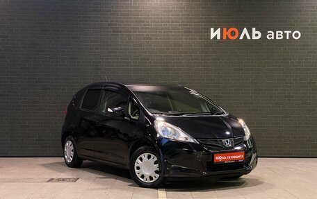 Honda Fit III, 2013 год, 867 000 рублей, 4 фотография