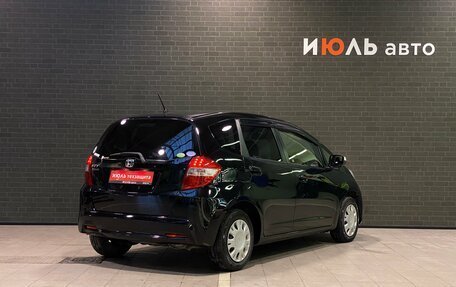 Honda Fit III, 2013 год, 867 000 рублей, 6 фотография