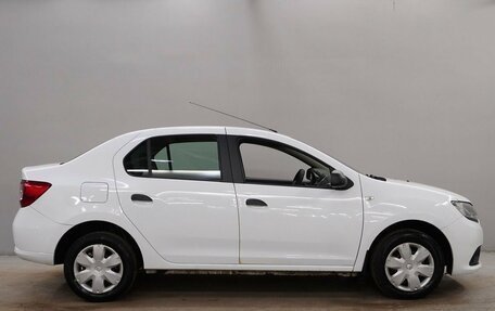 Renault Logan II, 2018 год, 640 000 рублей, 8 фотография