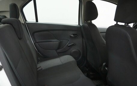 Renault Logan II, 2018 год, 640 000 рублей, 12 фотография