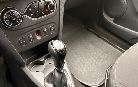 Renault Sandero II рестайлинг, 2017 год, 829 000 рублей, 18 фотография