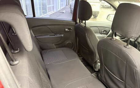 Renault Sandero II рестайлинг, 2017 год, 829 000 рублей, 22 фотография