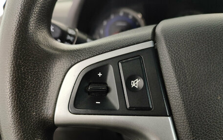 Hyundai Solaris II рестайлинг, 2011 год, 1 011 000 рублей, 19 фотография