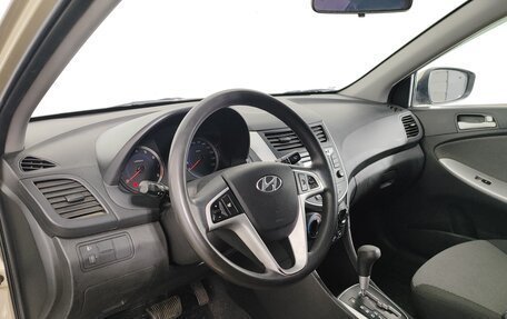 Hyundai Solaris II рестайлинг, 2013 год, 655 000 рублей, 9 фотография