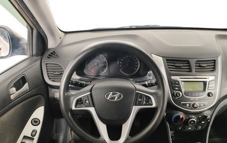 Hyundai Solaris II рестайлинг, 2013 год, 655 000 рублей, 11 фотография