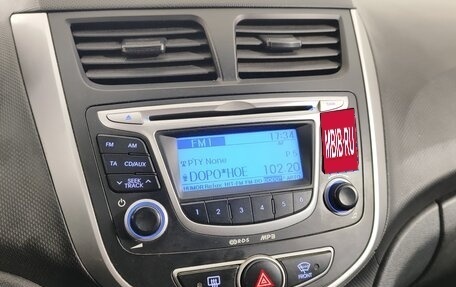 Hyundai Solaris II рестайлинг, 2013 год, 655 000 рублей, 18 фотография