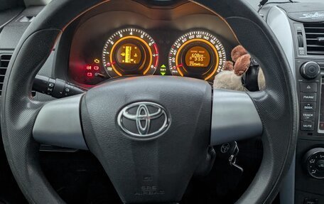 Toyota Corolla, 2011 год, 700 000 рублей, 5 фотография