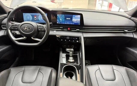 Hyundai Elantra, 2022 год, 1 320 000 рублей, 9 фотография