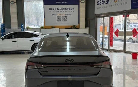 Hyundai Elantra, 2022 год, 1 320 000 рублей, 5 фотография