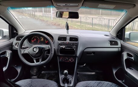 Volkswagen Polo VI (EU Market), 2016 год, 590 000 рублей, 3 фотография