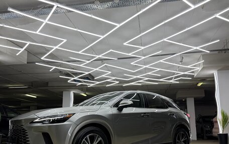 Lexus RX IV рестайлинг, 2025 год, 7 600 000 рублей, 5 фотография