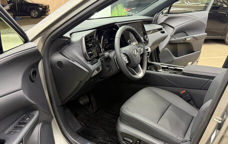 Lexus RX IV рестайлинг, 2025 год, 7 600 000 рублей, 17 фотография