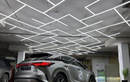 Lexus RX IV рестайлинг, 2025 год, 7 600 000 рублей, 4 фотография