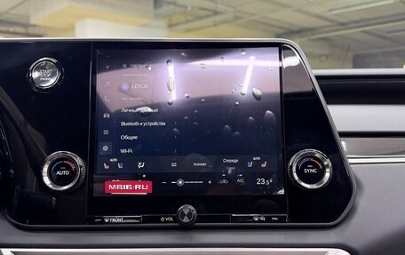 Lexus RX IV рестайлинг, 2025 год, 7 600 000 рублей, 25 фотография