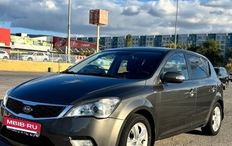 KIA cee'd I рестайлинг, 2010 год, 650 000 рублей, 13 фотография