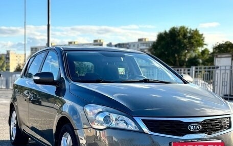 KIA cee'd I рестайлинг, 2010 год, 650 000 рублей, 16 фотография