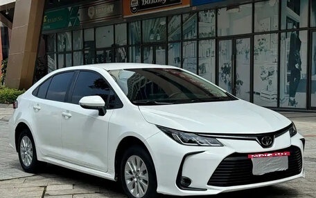 Toyota Corolla, 2022 год, 1 290 000 рублей, 9 фотография