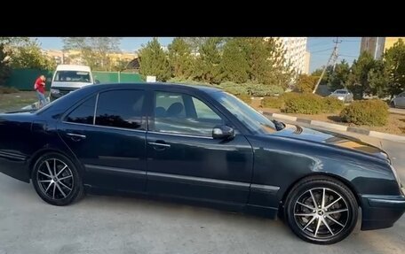 Mercedes-Benz E-Класс, 2000 год, 675 000 рублей, 8 фотография