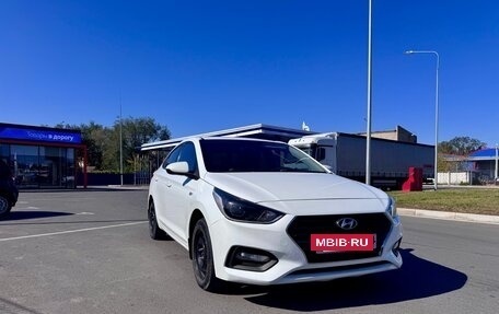 Hyundai Solaris II рестайлинг, 2017 год, 1 200 000 рублей, 3 фотография