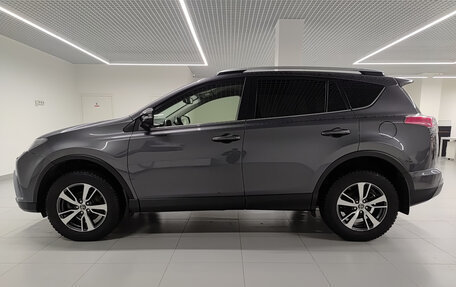 Toyota RAV4, 2015 год, 2 000 000 рублей, 10 фотография