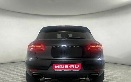 Porsche Macan I рестайлинг, 2018 год, 4 250 000 рублей, 5 фотография