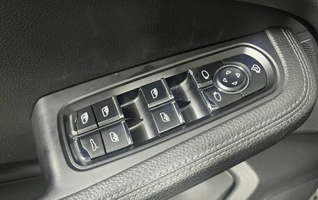 Porsche Macan I рестайлинг, 2018 год, 4 250 000 рублей, 23 фотография