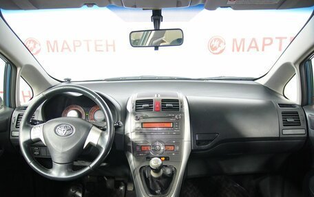 Toyota Auris II, 2007 год, 550 000 рублей, 16 фотография