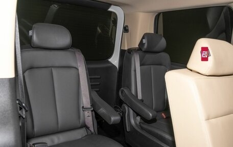 Hyundai Staria, 2021 год, 5 280 000 рублей, 10 фотография