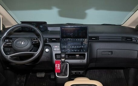 Hyundai Staria, 2021 год, 5 280 000 рублей, 7 фотография