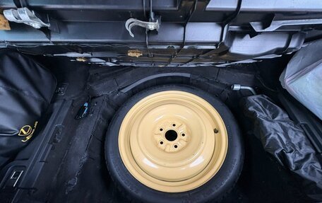 Lexus IS II рестайлинг 2, 2006 год, 950 000 рублей, 9 фотография