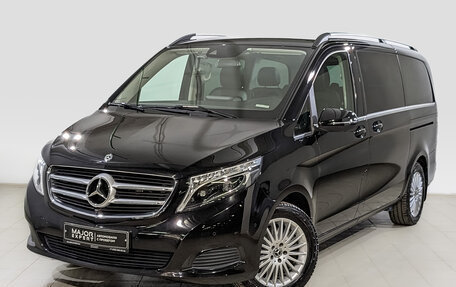 Mercedes-Benz V-Класс, 2018 год, 5 430 000 рублей, 1 фотография