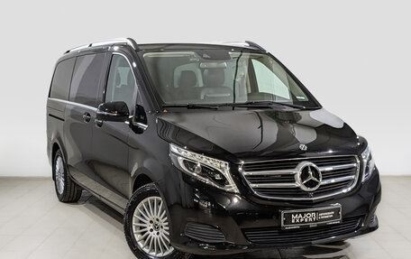 Mercedes-Benz V-Класс, 2018 год, 5 430 000 рублей, 3 фотография