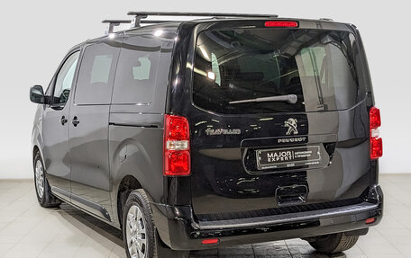 Peugeot Traveller I, 2019 год, 2 750 000 рублей, 7 фотография