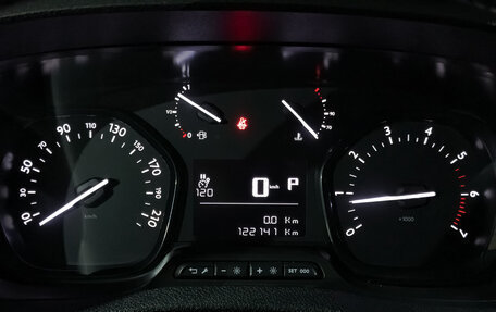 Peugeot Traveller I, 2019 год, 2 750 000 рублей, 16 фотография