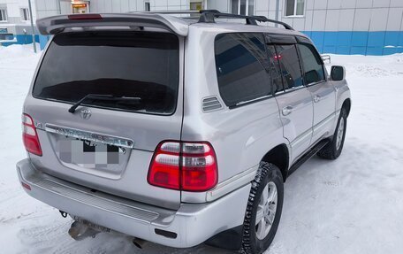 Toyota Land Cruiser 100 рестайлинг 2, 2004 год, 2 350 000 рублей, 3 фотография