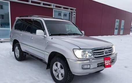Toyota Land Cruiser 100 рестайлинг 2, 2004 год, 2 350 000 рублей, 2 фотография